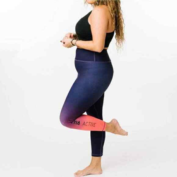 Zyia Active Light N Tight Ombre High Rise 7/8 Leggings Purple Pink Workout 8 10 - Picture 1 of 8
